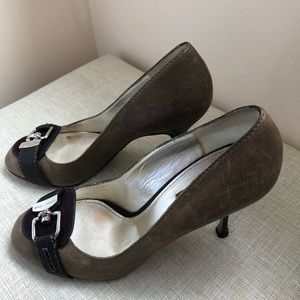 Dolce & Gabana Brown Leather Pumps (Size 39)